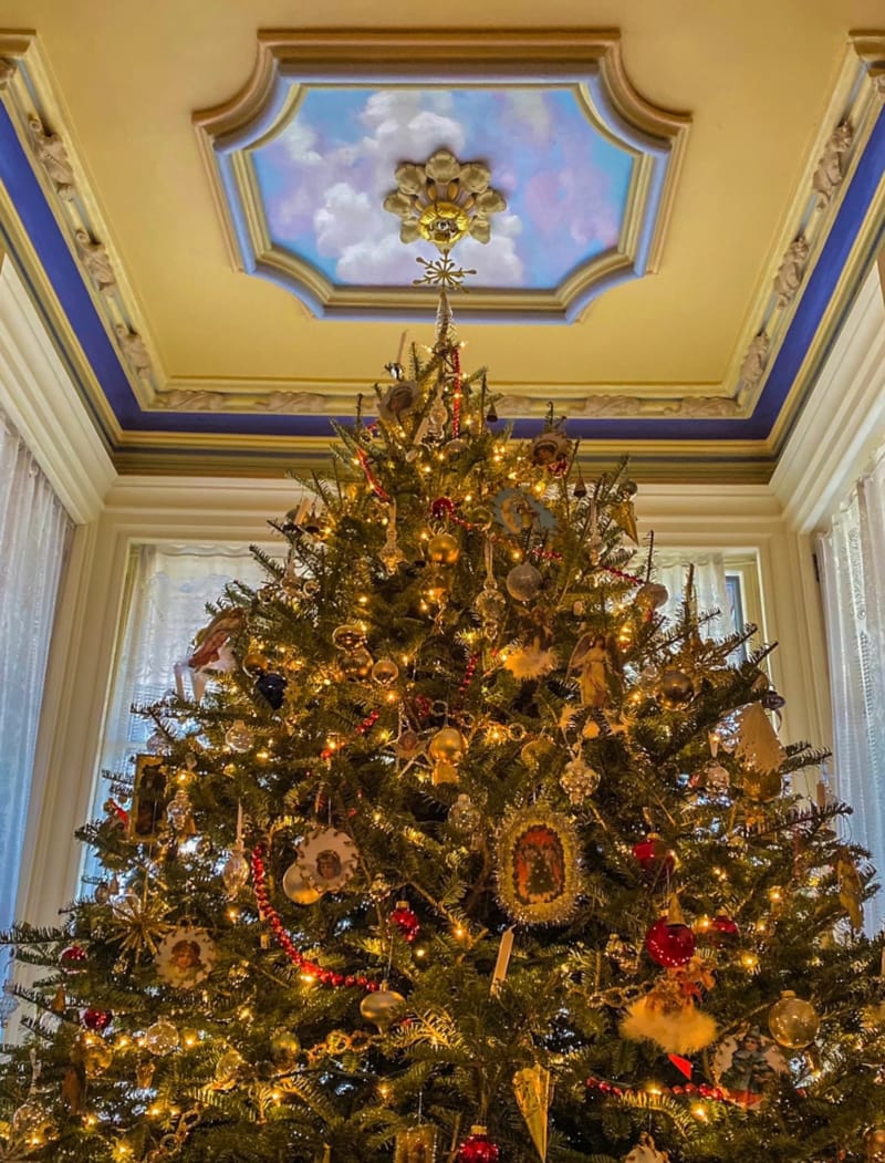 Victorian Christmas at The Octagon House Tour