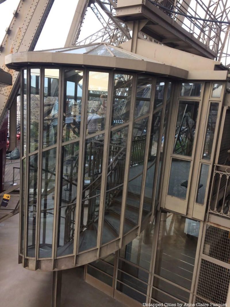 Top 10 Secrets of the Eiffel Tower in Paris